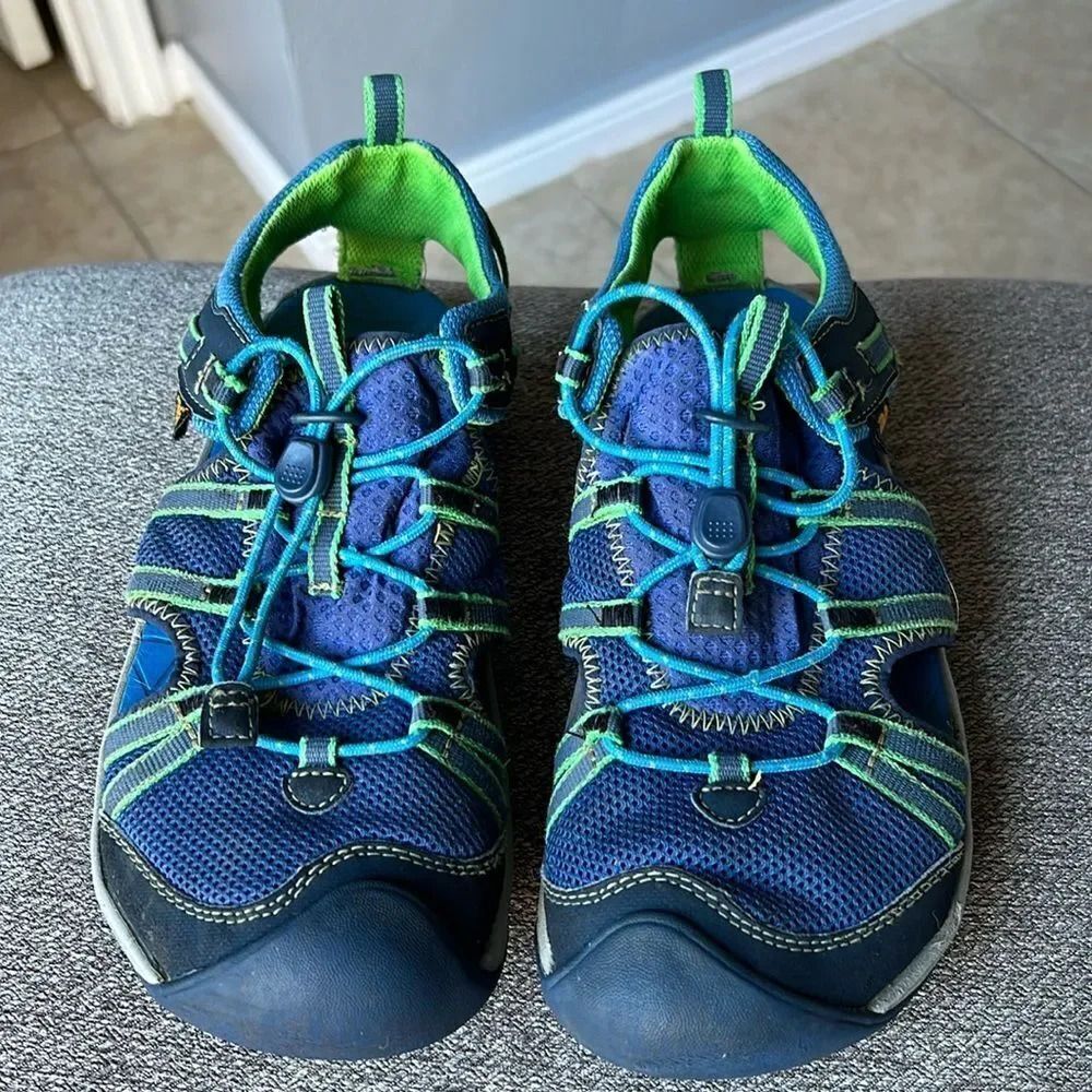 Teva Manatee Hiking Water Outdoor Comfort Sandal